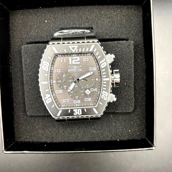 Invicta 47282 Pro Diver Airlock Men's Chronograph Black Dial Silicone Strap New - Picture 10 of 17